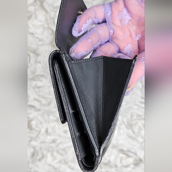 Louis Vuitton Matte Vernis Double Snap wallet - Picture 13 of 15